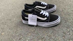 Giày 𝐕𝐚𝐧𝐬 𝐎𝐥𝐝 𝐒𝐤𝐨𝐨𝐥 - Giày Sneaker 𝐕𝐚𝐧𝐬 Đen kẻ trắng
