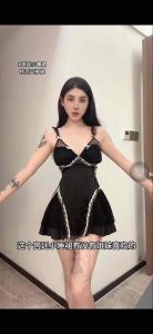 Gaun Tidur Satin Berenda Romantik Romantic Lace Trim Nightdress 梦幻丝绒蕾丝拼接吊带睡裙