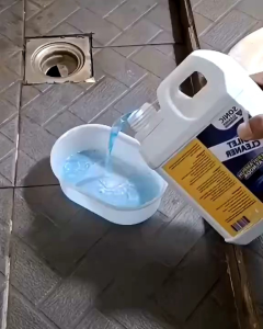 Toilet cleaner pembersih noda membandel