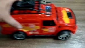 Đồ chơi xe cứu hỏa chạy trớn cho bé