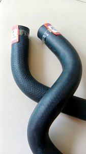 SELANG RADIATOR TOYOTA SOLUNA AL -50 ATAS BAWAH