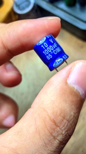 5pcs Elko Samwha 10v 1000uF / 1000uF 10v Biru Kaki Pendek Original