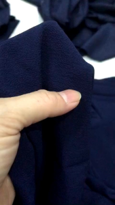 vải voan xốp màu xanh đen _( khổ 1m5) co dãn nhẹ mềm rũ may đầm váy áo dài thiết kế vv