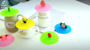 🚚 คูปอง 10ซม. ตัวการ์ตูน ฝาปิดแก้วส่งฟรี 🎁 ของ ฝาปิดแก้วซิลิโคน ที่ปิดแก้ว☕กันฝุ่น กันแมลง ทนความร้อน วัสดุเกรดอาหาร