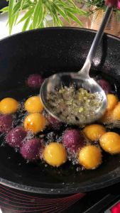 แป้งขนมไข่นกกระทา จัมโบ้ 125 กรัม สูตรสำเร็จรูป เชฟจ๋า ขนาด