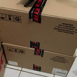 SHOCKBREAKER DEPAN GRAND LIVINA EVALIA LATIO XGEAR SHOCK ABSORBER LIVINA KYB PREMIUM ORIGINAL