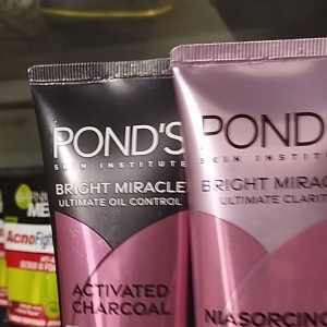 facial foam ponds 100g kirim acak ya kak