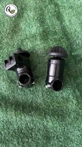 ประกับแฮนด์เครื่องตัดหญ้ายกสูงสีดำ