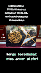 Lukisan Kaligrafi Abstrak Modern: Dekorasi Interior yang Elegan