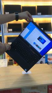 Máy tính Dell Latitude E7390 CPU intel Core i5-8350U 8GB 256GB VGA Intel UHD Graphics 620 13.3 FHD IPS