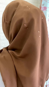 Segiempat Payet Jeni Voal Premium oleh Clarissa Hijab