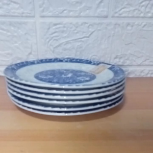 Set for 6 Pieces Oriental Blues Ceramic Saucer / Soy Dish / Cake Plate / Size 6 Inches