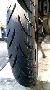 Ban Motor IRC 90/90-14 ( NR 83 ) NR 83 Tubeless Ban Luar Motor Matic Beat Vario Mio Spacy