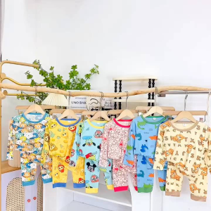 Bộ Quần Áo Dài Tay Minky Mom Vải Thun Lạnh Thiết Kế Thân Áo In Hình vui nhộn Cho Bé Trai Bé Gái 14-25kg