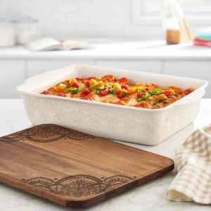 The Pioneer Woman Large Rectangular Baker with Acacia Wood Lid Vintage Lace