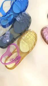 SHOES BY TIRA Meisha on strap/ jelly shoes dewasa/sandal jelly wanita/sandal karet anti slip/sandal kekinian korea/jelly shoes/sepatu sandal slippers/sepatu sandal couple mom and kids