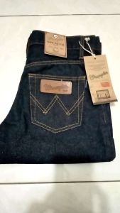 CELANA JEANS PANJANG PRIA STANDARD REGULER CREM