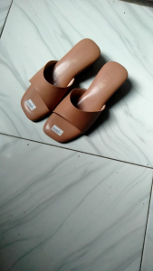 Garaasi Sandal Heel Anak Perempuan Empuk Pull Busah