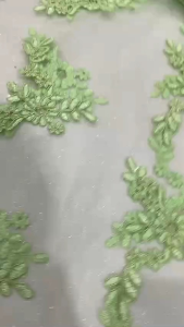 vải ren chỉ lưới thêu cao cấp màu xanh cốm 2 biên đẹp sang giá 1m _(khổ 1m5)