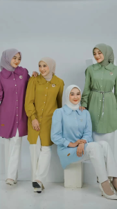 Cantina Tunic ✅ Nadheera Luxury ( READY STOK)\\n\\n Apa itu Cantina Tunic?\\n\\nCantina Tunic adalah pakaian wanita yang dirancang dengan desain elegan dan nyaman. Cantina Tunic merupakan bagian dari Nadheera Luxury, sebuah merek pakaian yang terkenal dengan kualitas bahan dan desain yang mewah.\\n\\n Desain Tunic Elegan\\n\\nDesain Cantina Tunic sangat menarik dan elegan, membuatnya menjadi pilihan sempurna untuk berbagai acara. Cantina Tunic dapat digunakan sebagai pakaian untuk liburan atau acara formal. Dengan berbagai warna dan pola yang tersedia, Anda pasti akan menemukan Cantina Tunic yang sesuai dengan selera dan kebutuhan Anda.\\n\\n Pakaian untuk Liburan\\n\\nCantina Tunic adalah pilihan sempurna untuk liburan Anda. Desain Cantina Tunic yang elegan dan nyaman membuatnya ideal untuk dipakai saat berjalan-jalan di pantai, mengunjungi museum, atau bersantai di kafe. Cantina Tunic juga dapat dipadukan dengan celana pendek atau rok pendek untuk tampilan yang lebih santai.\\n\\n Pakaian untuk Acara Formal\\n\\nSelain cocok untuk liburan, Cantina Tunic juga dapat digunakan sebagai pakaian untuk acara formal. Dengan desain Cantina Tunic yang elegan dan mewah, Anda akan merasa percaya diri dan tampil cantik di acara-acara penting seperti pernikahan atau resepsi.\\n\\n Bagaimana Memilih Cantina Tunic yang Tepat?\\n\\nMemilih Cantina Tunic yang tepat memerlukan beberapa pertimbangan. Berikut ini adalah beberapa tips yang dapat membantu Anda memilih Cantina Tunic yang sesuai:\\n\\n Pakaian Wanita Nyaman\\n\\nPertimbangkan kenyamanan saat memilih Cantina Tunic. Pastikan bahan yang digunakan nyaman dan tidak menyebabkan iritasi pada kulit. Cantina Tunic Nadheera Luxury terbuat dari bahan berkualitas tinggi yang dirancang untuk memberikan kenyamanan maksimal.\\n\\n Cara Memadukan Cantina Tunic dengan Outfit Lainnya\\n\\nCantina Tunic dapat dipadukan dengan berbagai outfit lainnya untuk menciptakan tampilan yang unik dan menarik. Anda dapat memadukan Cantina Tunic dengan celana jeans, rok pendek, atau celana panjang. Jangan lupa untuk menambahkan aksesori seperti anting atau gelang untuk menambah kesan elegan.\\n\\n Keunggulan Cantina Tunic Nadheera Luxury\\n\\nBerikut ini adalah beberapa keunggulan Cantina Tunic Nadheera Luxury:\\n\\n Kualitas Bahan & Desain\\n\\nCantina Tunic Nadheera Luxury terbuat dari bahan berkualitas tinggi yang dirancang untuk memberikan kenyamanan maksimal. Desain Cantina Tunic yang elegan dan mewah membuatnya menjadi pilihan sempurna untuk berbagai acara.\\n\\n Model Terbaru & Tren Fashion\\n\\nNadheera Luxury selalu mengikuti tren fashion terbaru dan menawarkan model Cantina Tunic yang selalu up-to-date. Anda dapat menemukan Cantina Tunic dengan desain dan warna yang sesuai dengan tren fashion terkini.\\n\\n Kelebihan Lainnya\\n\\nSelain kualitas bahan dan desain yang mewah, Cantina Tunic Nadheera Luxury juga memiliki beberapa kelebihan lainnya. Cantina Tunic Nadheera Luxury dapat dicuci dengan mesin dan tidak mudah luntur, sehingga Anda dapat memakainya berkali-kali tanpa khawatir tentang kerusakan.\\n\\nDengan semua keunggulan tersebut, Cantina Tunic Nadheera Luxury adalah pilihan sempurna untuk pakaian wanita yang elegan dan nyaman. Mulai sekarang, nikmati liburan atau acara formal Anda dengan Cantina Tunic Nadheera Luxury!\"