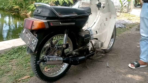 Knalpot Motor Racing: Pilihan Terbaik untuk Yamaha V75 & V80