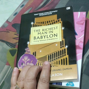 Panduan Keuangan untuk Semua Usia: Strategi Keuangan dari Orang Terkaya di Babilonia