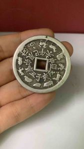 Đồng xu thái tuế 12 con giáp