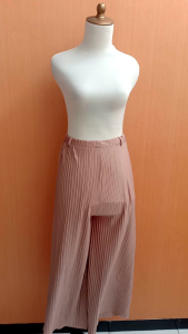 celana panjang wanita cream plisket S M cewek model kulot pinggang karet santai