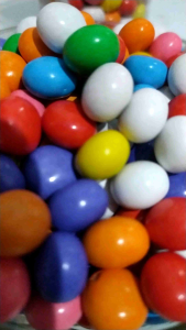 Promo!! Bola Pelangi Biskuit Salut Gula 500 gram