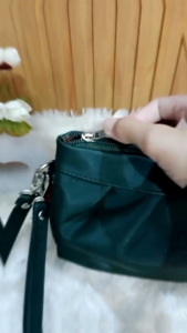 CLAUDIA BY INOE TAS KERUT WANITA MUAT BANYAK