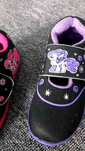 PATUKU SEPATU ANAK PEREMPUAN KUDA PONI TK-SD