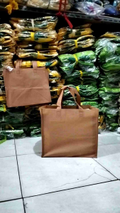 Goodie bag 32x26x27 spunbond kotak jahit isi 12pcs