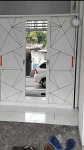 Lemari Besi 3 Pintu Sliding