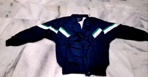 Jaket olahraga parasut club knit navy UK M