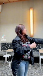 JAKET COACH ADEL JKT48 HITAM //JAKET COACH TREND MASAKINI//JAKET PARASUT TERMURAH//JAKET WINDBREAKERS