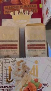 DUBAI CHOCOLATE 380G DUBAI BIG ORIGINAL CHOCOLATE {PISTACHIO KUNAFAH ALMOND KUNAFAH LOTUS KUNAFAH }