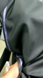 Kain Bahan stelan Jas dan Celana semi wool Gianni R. 200s  (hrg 1 mtr)