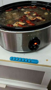 拉丝雪燕，Snow petrelgum tragacanth xueyan补水保湿，减脂润肠，提高人体免疫调节，增强儿童大脑开发，使皮肤丰满、紧实有弹性