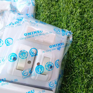 1 Cái/ 5 Cái Bảng Điện OMINSU 1 Công Tắc 2 Công Tắc 3 Công Tắc.