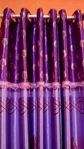 Gorden SRMOKRING Prins Emas: Poni Tempel, Pintu & Jendela