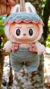 labubu v.1 เฉพาะชุด เชตเอี๊ยม+หมวก+รองเท้า