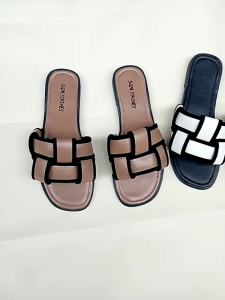 Sandal Teplek Wanita Kekinian Motif Ketupat Terbaru 2024