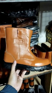 Sepatu Safety King Pria Proyek Kerja Kulit Asli Warna Tan