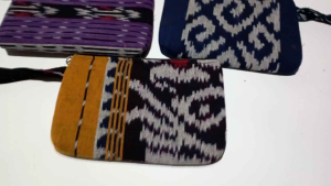 DOMPET TENUN ETNIK UKURAN BESAR