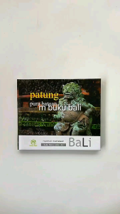 Bali Buku Foto Patung Pura Batuan