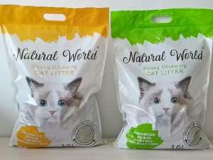 Natural World 16L Premium Bentonite Cat Litter Sand