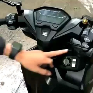 Saklar Set Vietnam N-MAX 1 Set Kiri Kanan Led Biru Merah Putih Universal