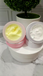 PAKET ACNE WHITE GLOW (AWG) menyamarkan jerawat sedang dan bekasnya