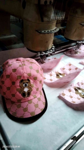 TOPI BAYI MOTIF BEAR 1-4 TAHUN / TOPI MOTIF BERUANG