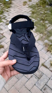 ALMIC-Sandal Gunung Jepit Adventure Edge Hitam Pria & Wanita